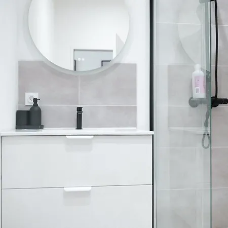 Daire Joli Chaleureux Centre - 2 Personnes *